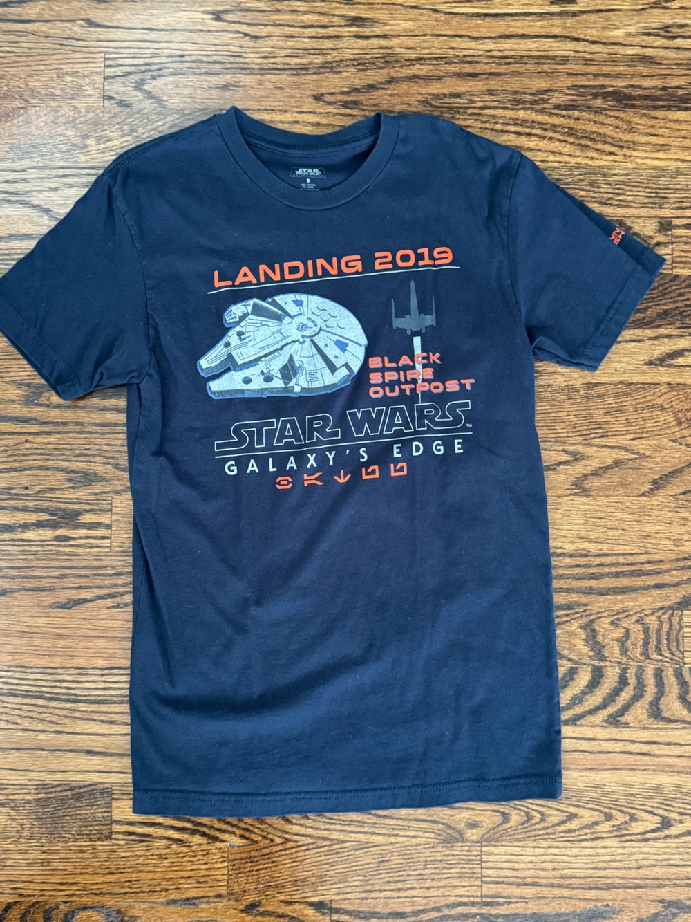 Men’s Disney World Star Wars Galaxy’s Edge opening day Passholder tee shirt